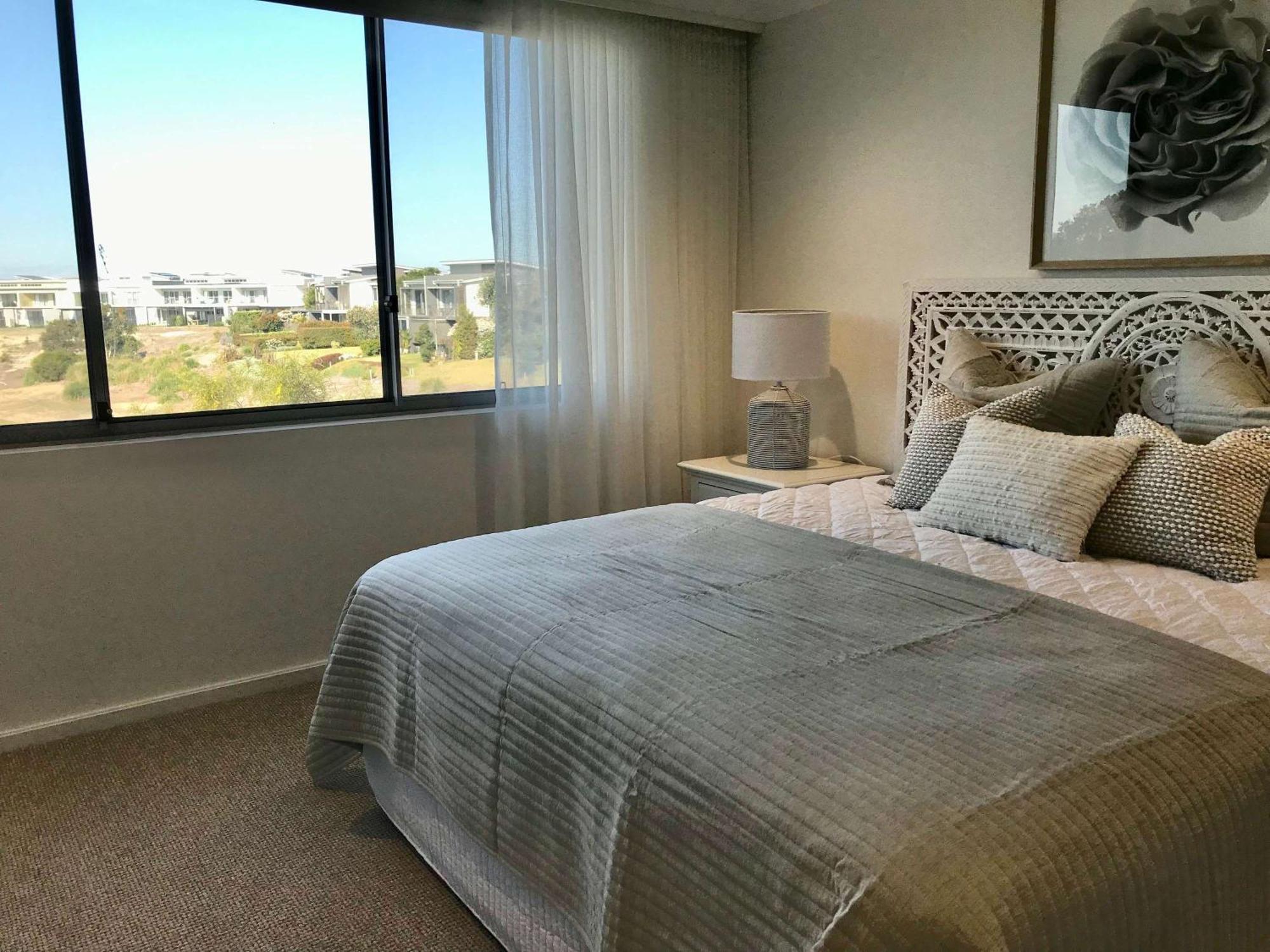 Pullman Magenta Shores Resort Entrance Exterior photo A bedroom in a typical apartment